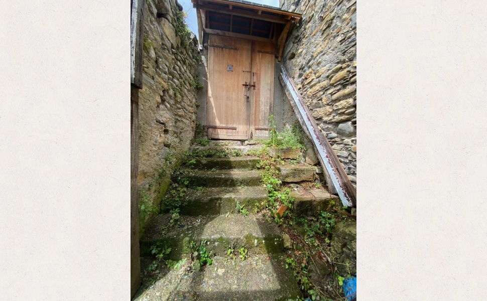 XVII Century Town House on Delightful Village Square in lively Market Town 
